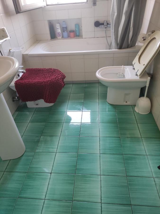 Cozy Room With Queen Bed 温馨双人大房间 Mestre Ngoại thất bức ảnh